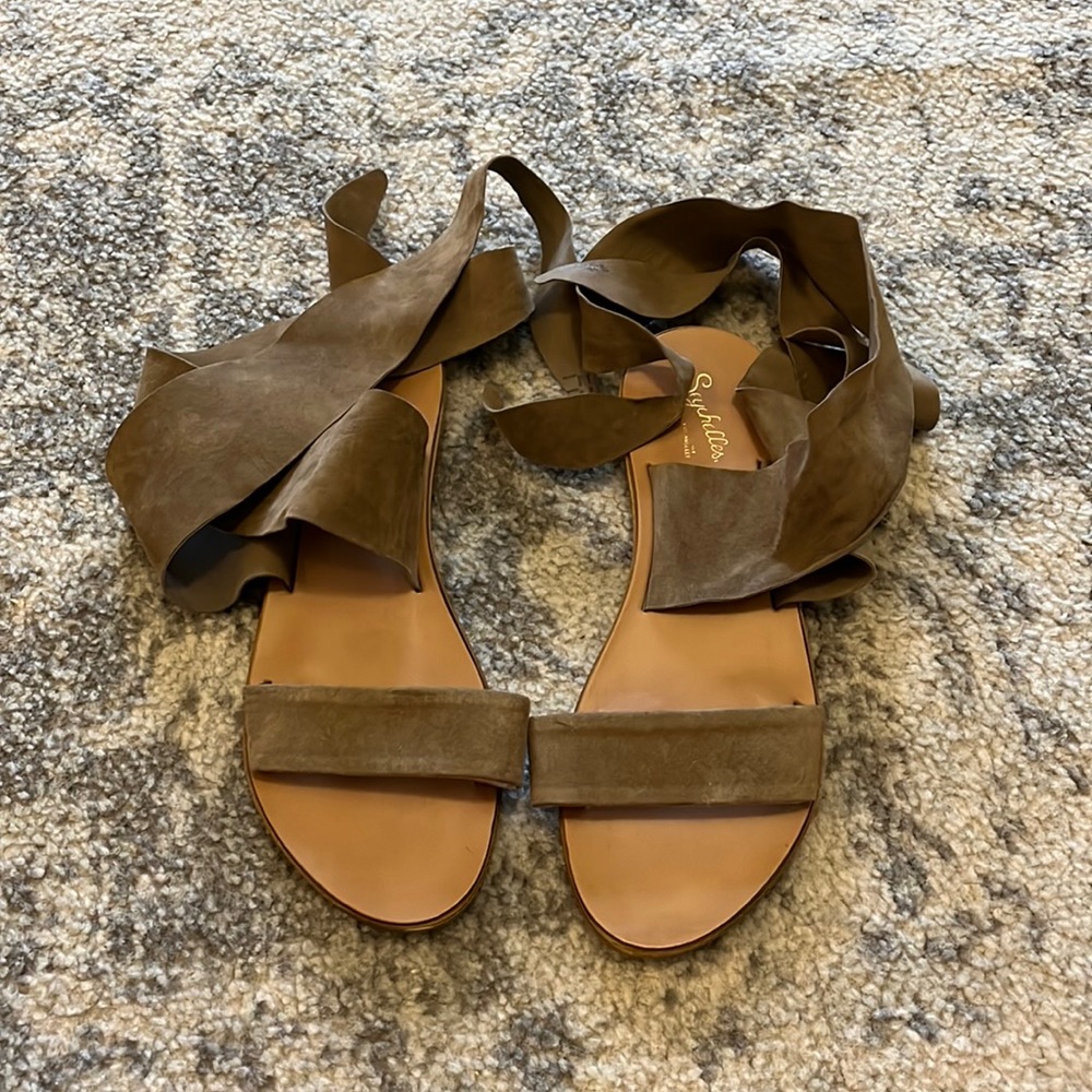 Seychelles sandals. Size 7.5. Good condition